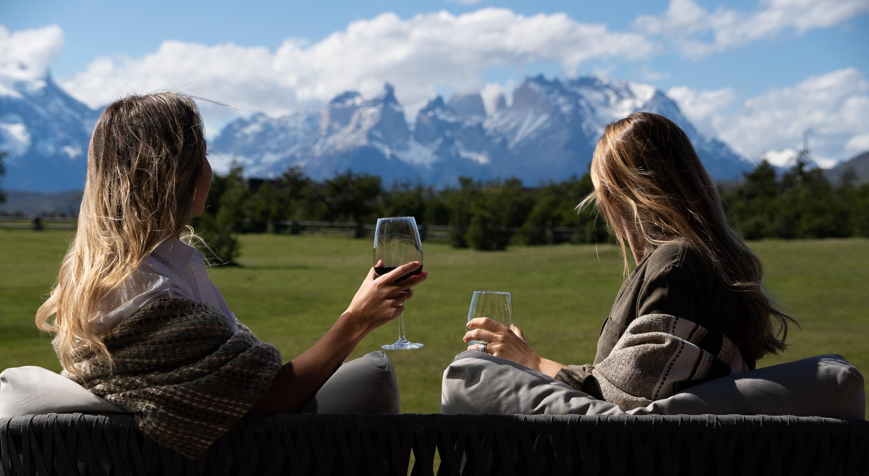 Rio Serrano Hotel And Spa Torres del Paine National Park Exterior photo